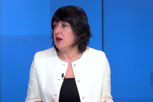 Entretien Emilie Sidiqian, DG de Salesforce France : � 2024 est l'ann�e du passage � l'�chelle et la rentabilit� de l'IA �